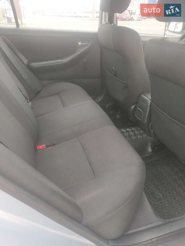 Седан Toyota Corolla 2006 в Луцке фото 8 Седан Toyota Corolla 2006 в Луцке