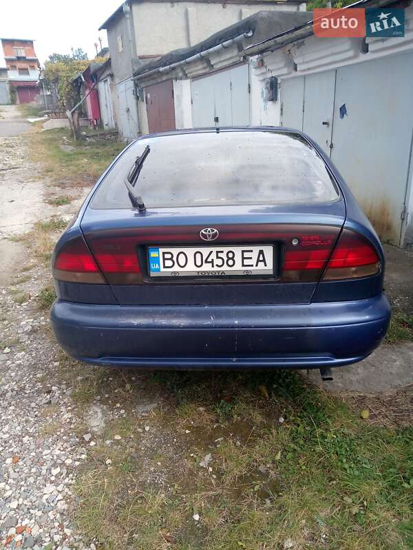 Ліфтбек Toyota Corolla 1994 в Тернополі