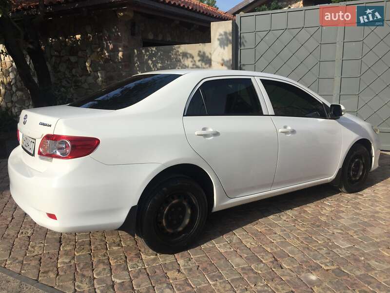 Седан Toyota Corolla 2010 в Одессе