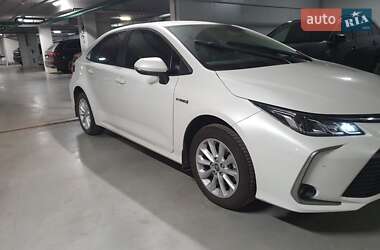 Седан Toyota Corolla 2021 в Киеве