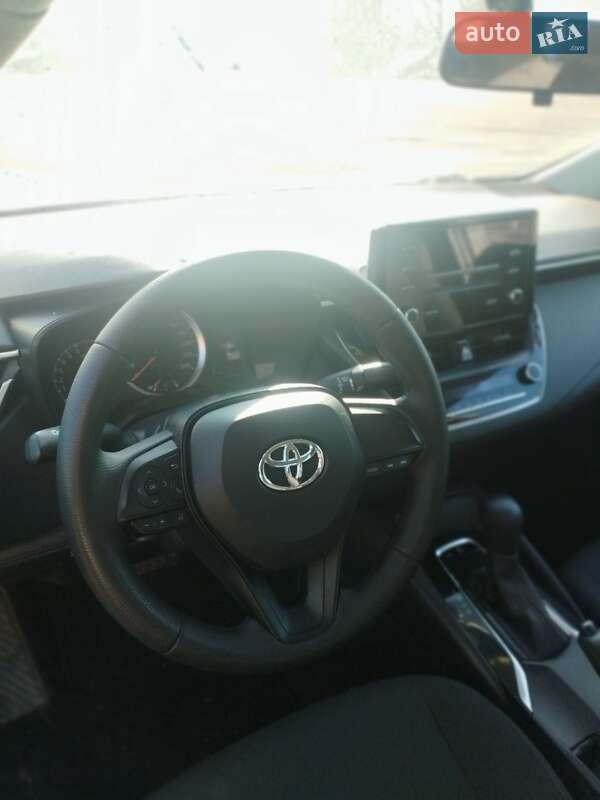 Седан Toyota Corolla 2019 в Черновцах