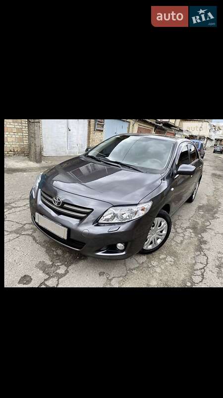 Седан Toyota Corolla 2007 в Івано-Франківську