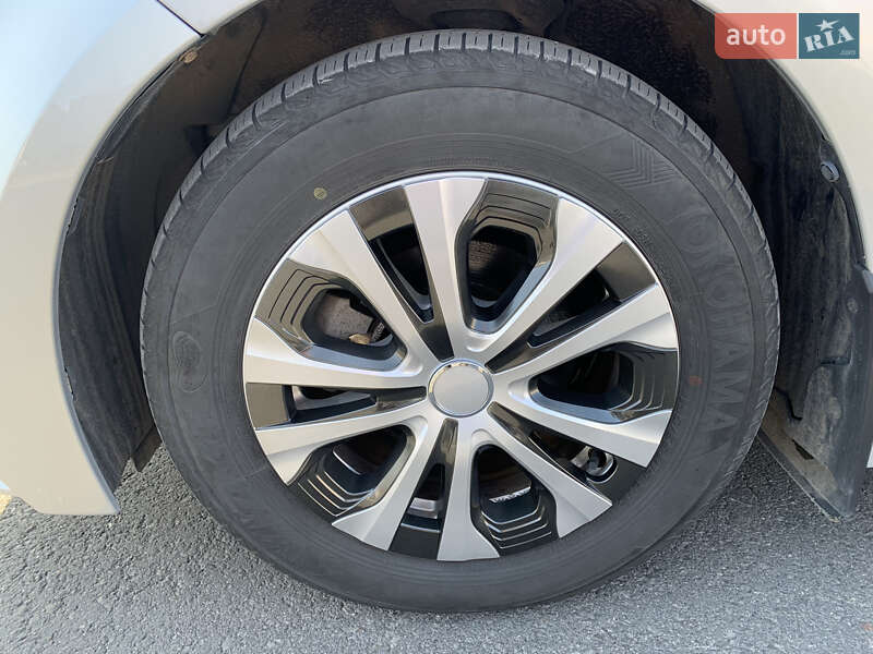Седан Toyota Corolla 2019 в Запорожье