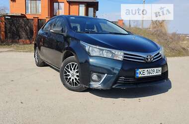 Седан Toyota Corolla 2013 в Запорожье