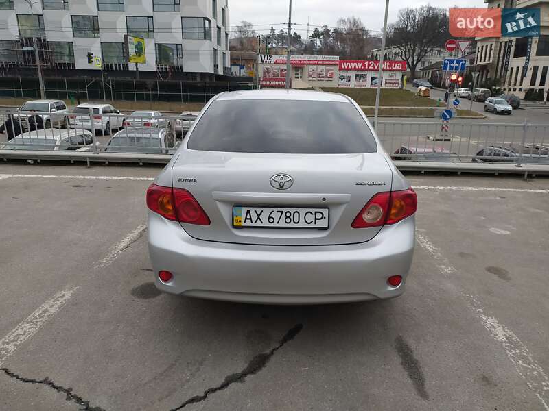 Седан Toyota Corolla 2008 в Харкові