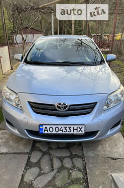 Седан Toyota Corolla 2008 в Ужгороді