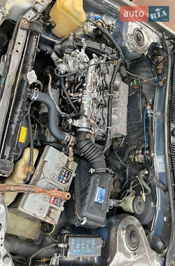 Седан Toyota Corolla 1988 в Первомайську