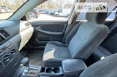 Седан Toyota Corolla 2003 в Киеве