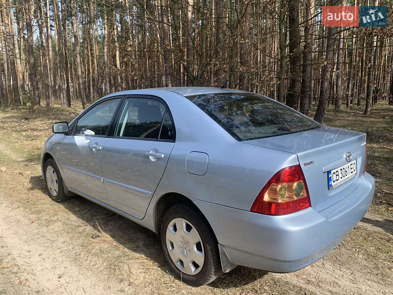 Toyota Corolla 2004