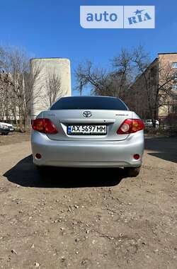 Седан Toyota Corolla 2007 в Краснограде