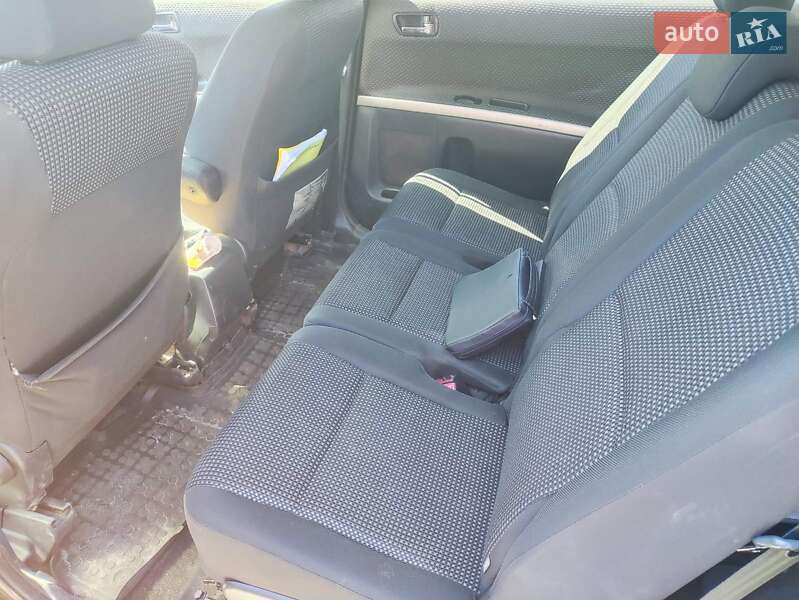 Універсал Toyota Corolla 2006 в Рокитному