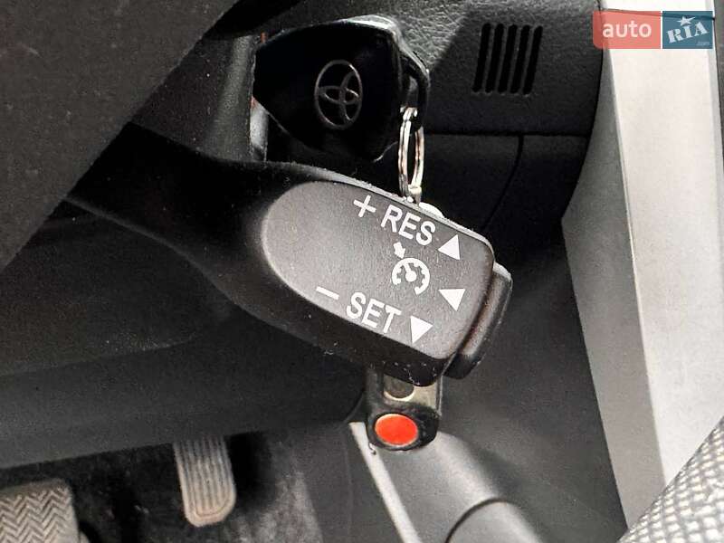 Седан Toyota Corolla 2011 в Києві