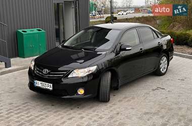 Седан Toyota Corolla 2011 в Киеве