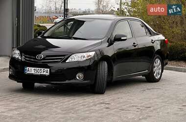 Седан Toyota Corolla 2011 в Киеве