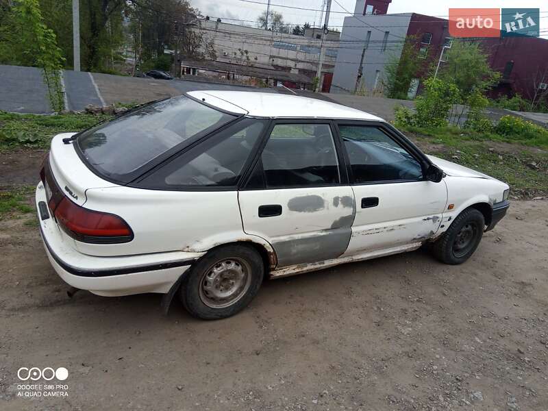 Хэтчбек Toyota Corolla 1987 в Каменском