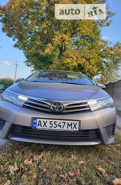 Седан Toyota Corolla 2013 в Харькове