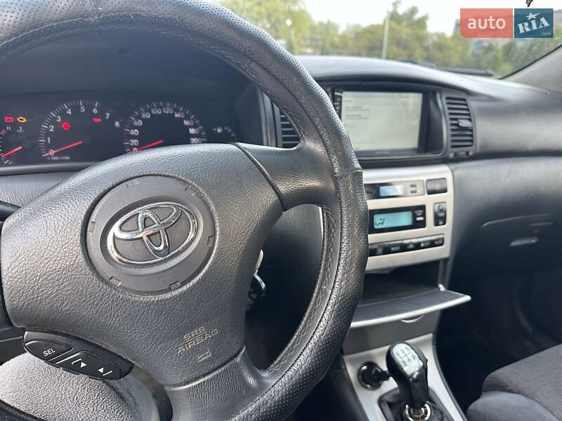 Седан Toyota Corolla 2003 в Лозовій