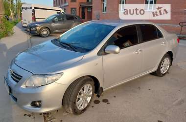 Седан Toyota Corolla 2008 в Сумах