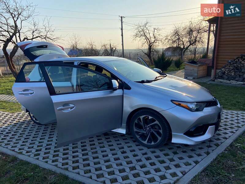 Хетчбек Toyota Corolla 2017 в Тернополі фото 2 Хетчбек Toyota Corolla 2017 в Тернополі