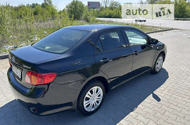 Седан Toyota Corolla 2008 в Черновцах