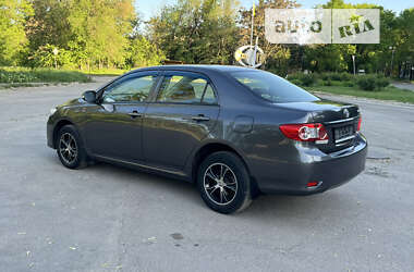 Седан Toyota Corolla 2011 в Желтых Водах