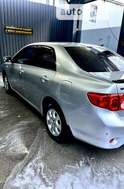 Седан Toyota Corolla 2007 в Харкові