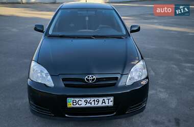Хэтчбек Toyota Corolla 2006 в 