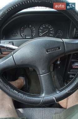 Седан Toyota Corolla 1990 в Днепре