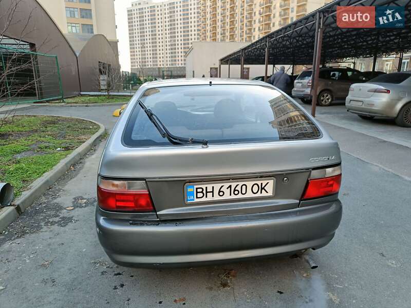 Хэтчбек Toyota Corolla 1995 в Одессе