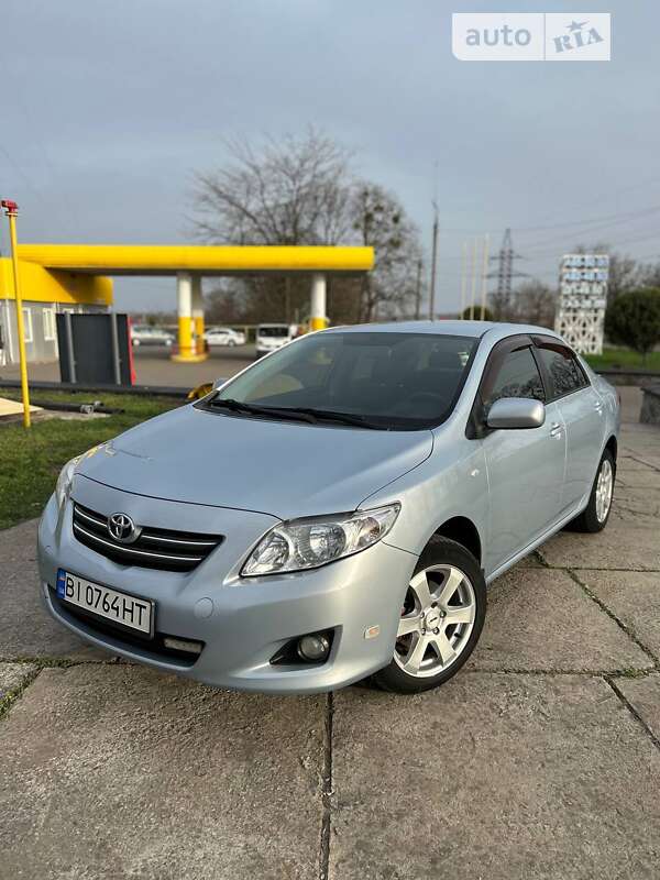 Седан Toyota Corolla 2008 в Смілі