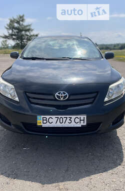 Седан Toyota Corolla 2008 в Львове