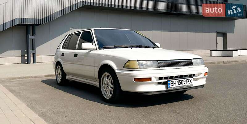 Хэтчбек Toyota Corolla 1987 в Киеве