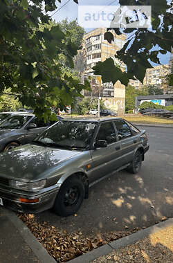 Седан Toyota Corolla 1989 в Одесі