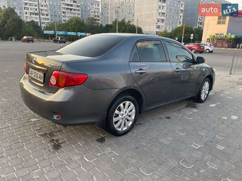 Седан Toyota Corolla 2008 в Запоріжжі