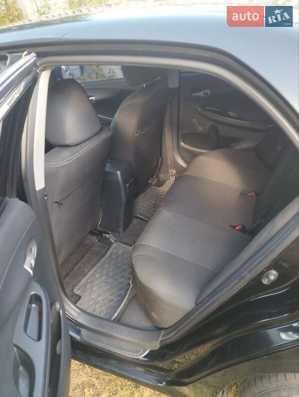 Седан Toyota Corolla 2008 в Остер