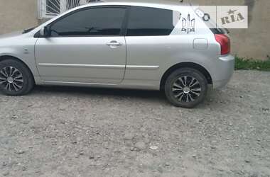 Хетчбек Toyota Corolla 2002 в Рахові