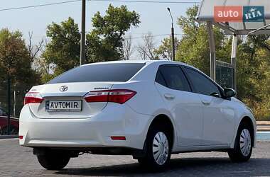 Седан Toyota Corolla 2014 в Запоріжжі