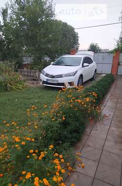 Седан Toyota Corolla 2015 в Сумах