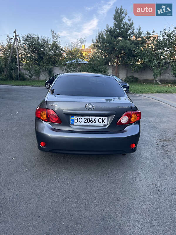 Седан Toyota Corolla 2007 в Львове
