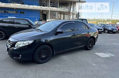 Седан Toyota Corolla 2008 в Києві