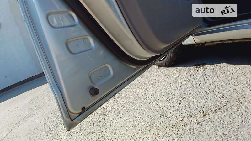 Седан Toyota Corolla 2003 в Києві