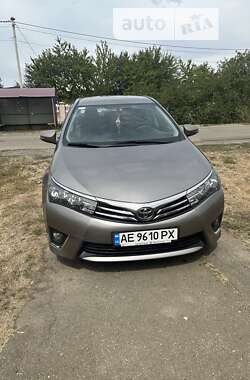 Седан Toyota Corolla 2014 в Петрове