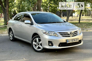 Седан Toyota Corolla 2012 в Києві