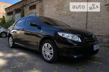 Седан Toyota Corolla 2008 в Києві