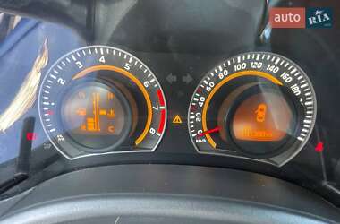 Седан Toyota Corolla 2010 в 