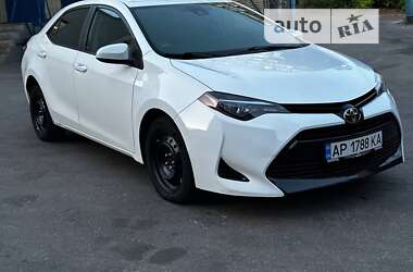 Седан Toyota Corolla 2017 в Запорожье