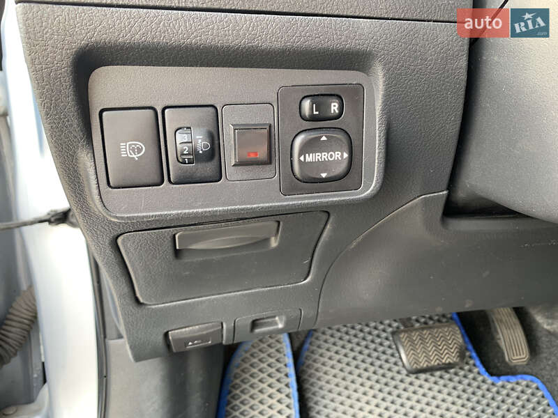 Седан Toyota Corolla 2008 в Киеве