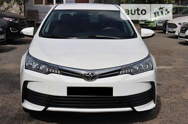 Седан Toyota Corolla 2017 в Одессе