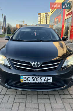 Седан Toyota Corolla 2011 в Луцке