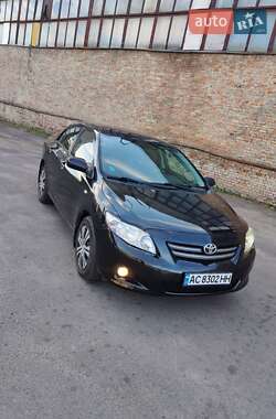 Седан Toyota Corolla 2008 в Луцьку